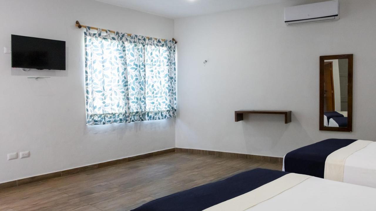 Jose Y Glendy Hotel Progreso  Kültér fotó